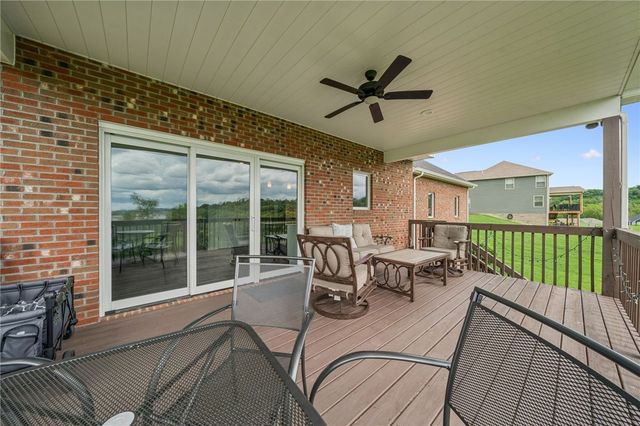 369 Durst Rd, North Huntingdon, PA 15642