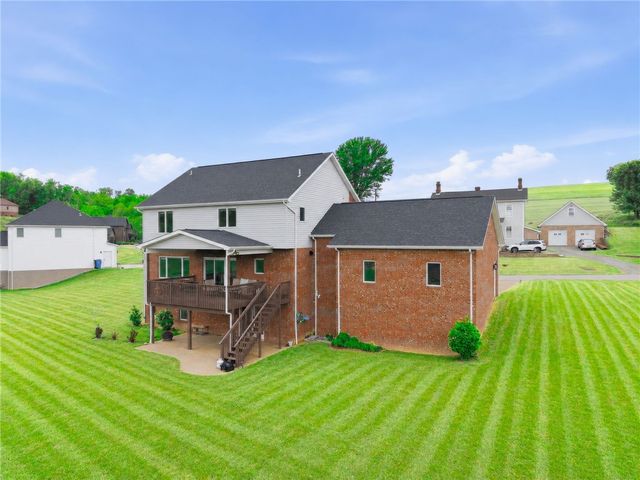369 Durst Rd, North Huntingdon, PA 15642