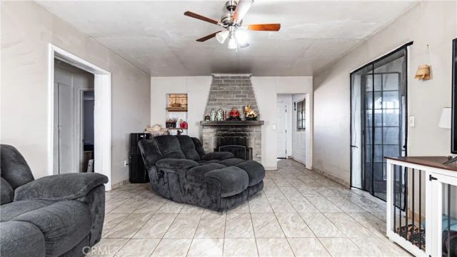 3606 Mojave, 29 Palms, CA 92277