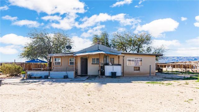 3606 Mojave, 29 Palms, CA 92277