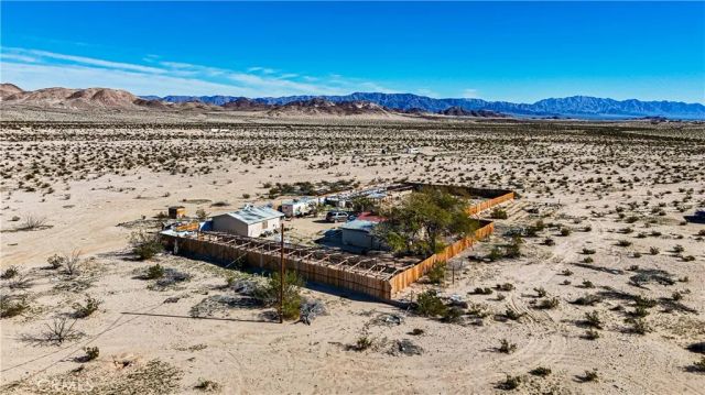 3606 Mojave, 29 Palms, CA 92277
