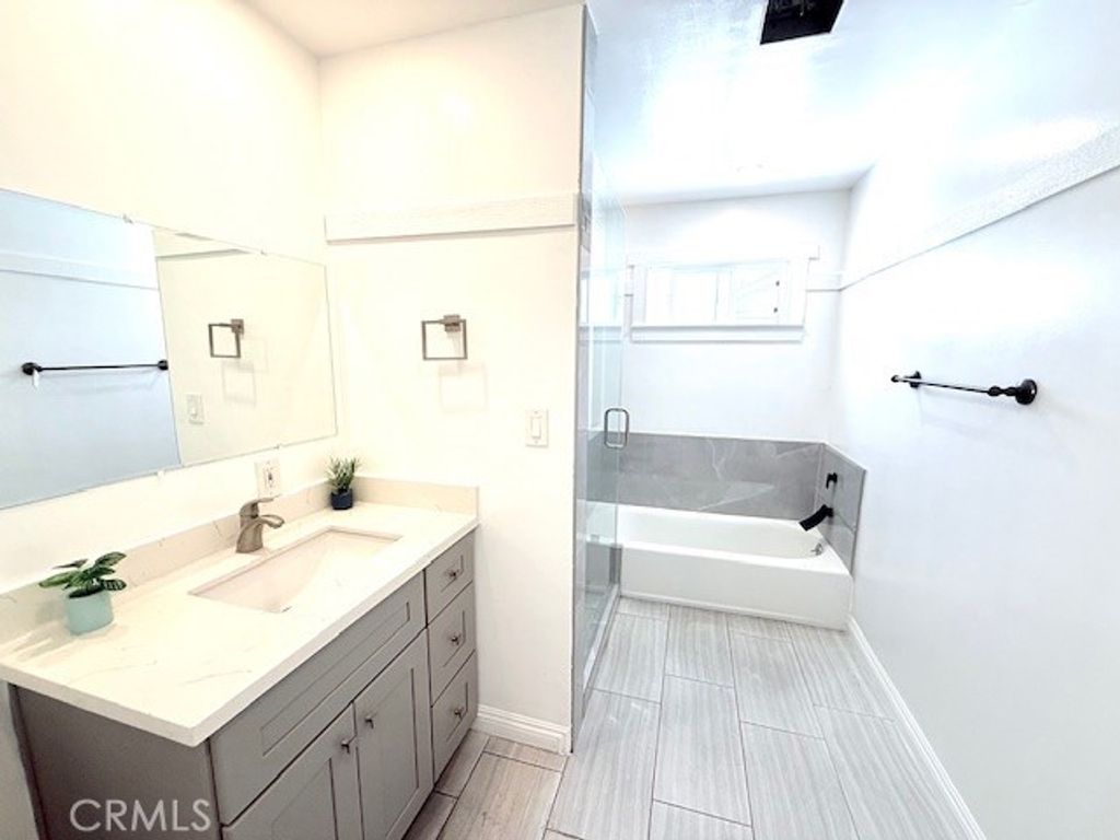 Image 13 of property listing at 339 S Madison, Monrovia, CA 91016