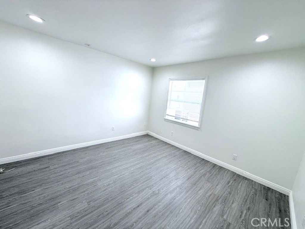 Image 20 of property listing at 339 S Madison, Monrovia, CA 91016