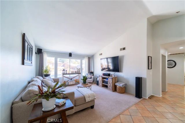 16395 Cuyama Way, Apple Valley, CA 92307