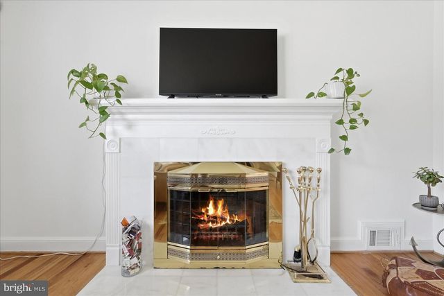 6020 AMHERST AVE, Springfield, VA 22150