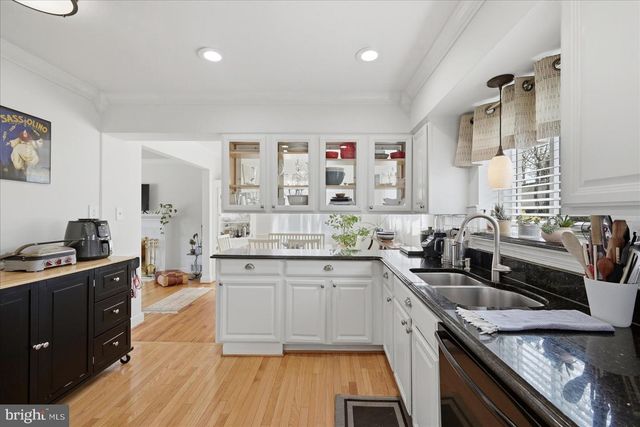 6020 AMHERST AVE, Springfield, VA 22150