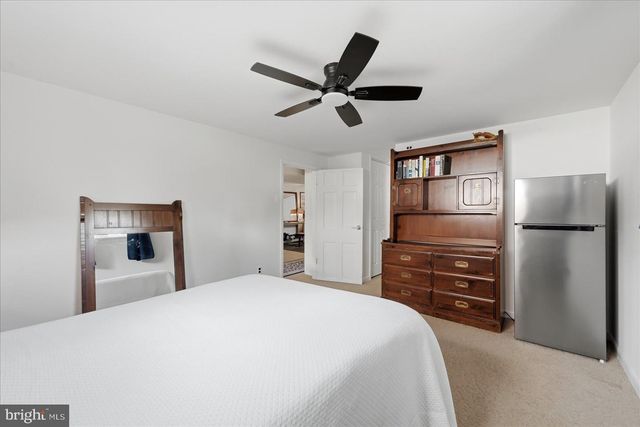 6020 AMHERST AVE, Springfield, VA 22150