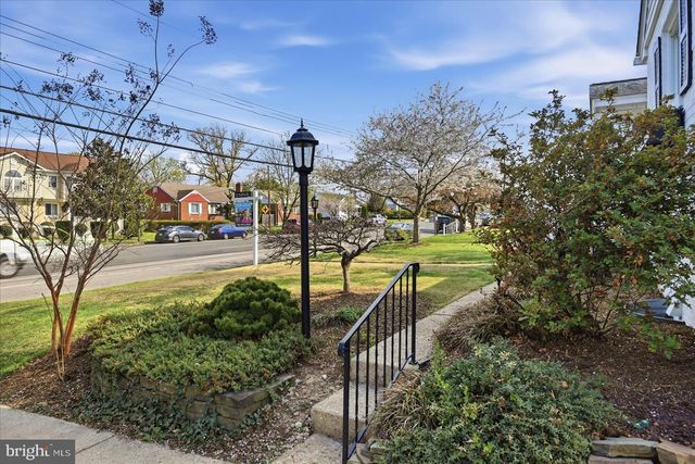 6020 AMHERST AVE, Springfield, VA 22150