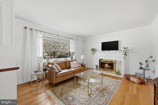 6020 AMHERST AVE, Springfield, VA 22150