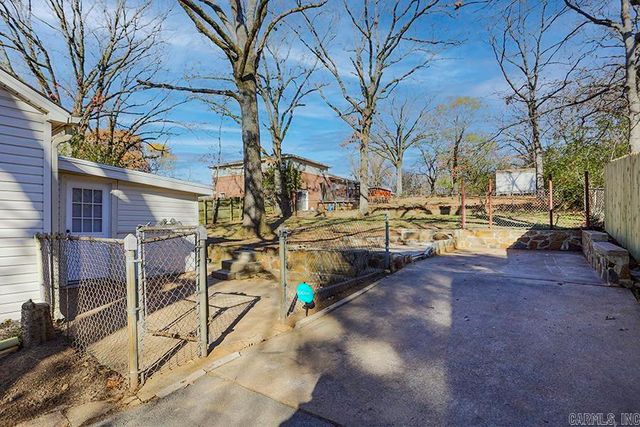 1701 Parkway Drive, North Little Rock, AR 72118