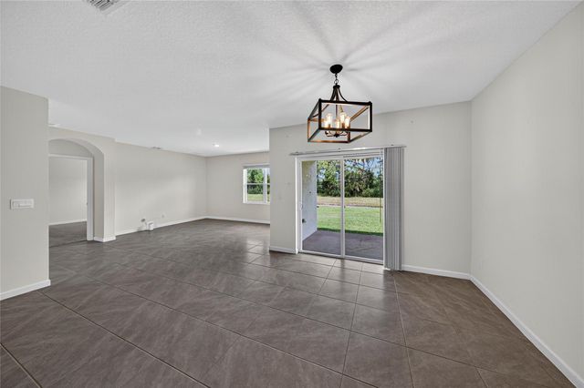 282 SW Ridgecrest Drive, Port St Lucie, FL 34953