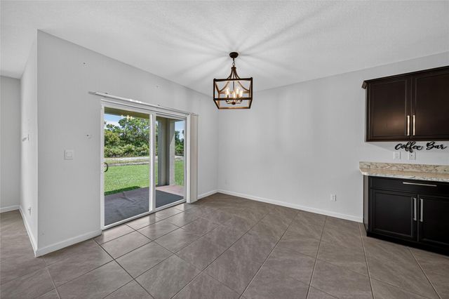 282 SW Ridgecrest Drive, Port St Lucie, FL 34953