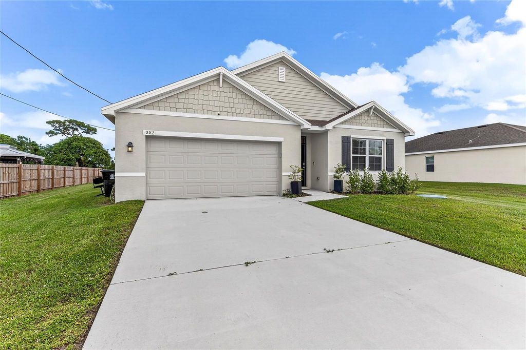282 SW Ridgecrest Drive, Port St Lucie, FL 34953