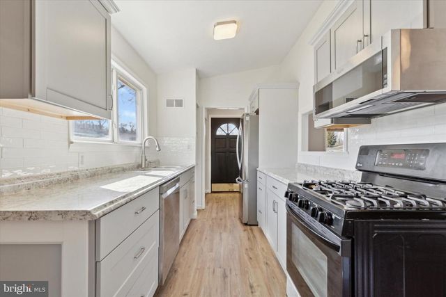 1633 PULASKI DR, Blue Bell, PA 19422