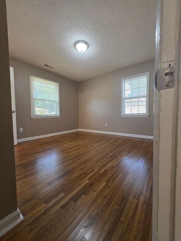 2303 ST ELMO AVE, Memphis, TN 38127