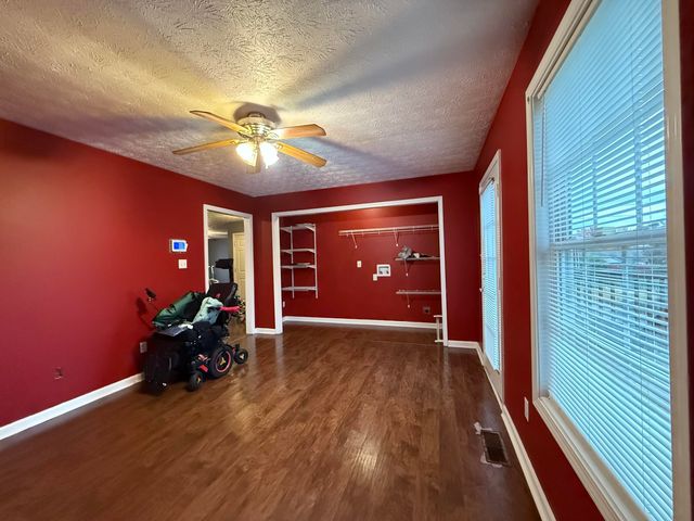 221 Woodview Drive, Nicholasville, KY 40356