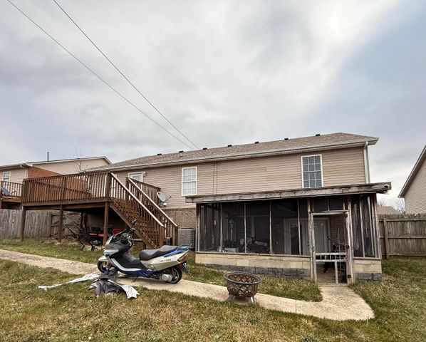 221 Woodview Drive, Nicholasville, KY 40356