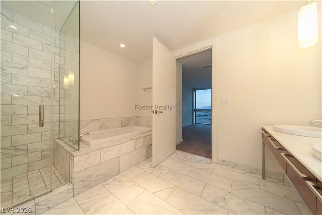 4471 DEAN MARTIN Drive 2504, Las Vegas, NV 89103