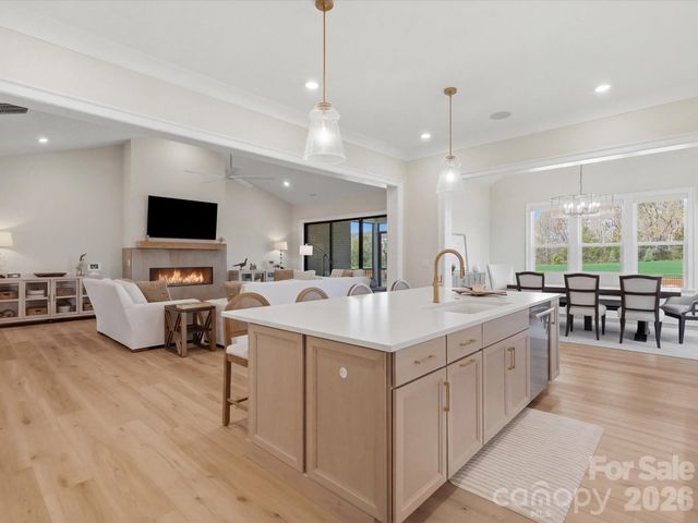 1008 Broadmoor Drive, Marvin, NC 28173