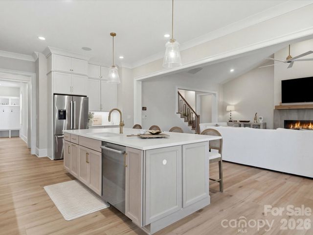 1008 Broadmoor Drive, Marvin, NC 28173