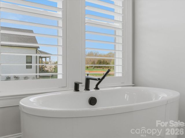 1008 Broadmoor Drive, Marvin, NC 28173