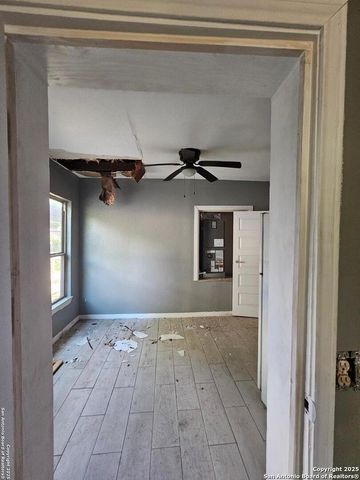 114 SONORA, San Antonio, TX 78204