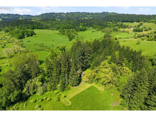 19373 Ne CALKINS Ln, Newberg, OR 97132
