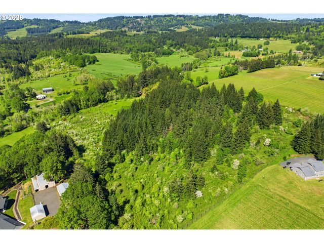 19373 Ne CALKINS Ln, Newberg, OR 97132