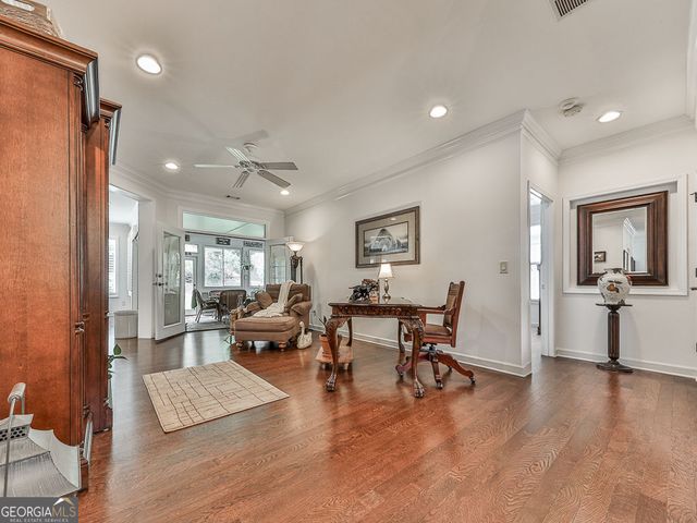 632 Laurel Crossing, Canton, GA 30114