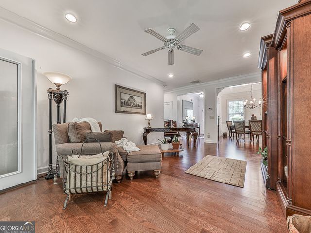 632 Laurel Crossing, Canton, GA 30114