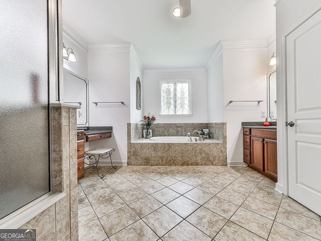 632 Laurel Crossing, Canton, GA 30114