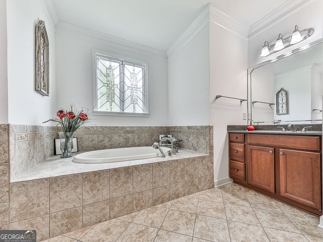 632 Laurel Crossing, Canton, GA 30114