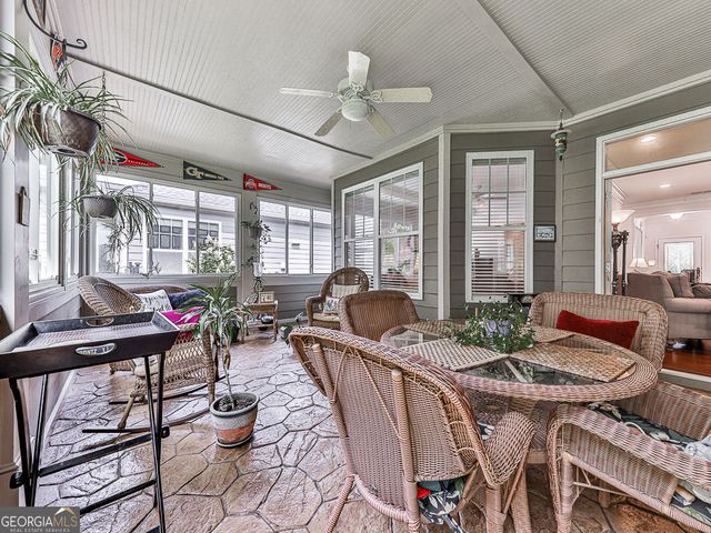 632 Laurel Crossing, Canton, GA 30114