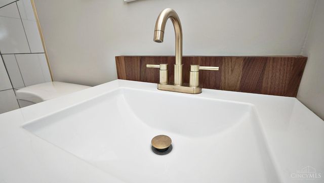 2992 W McMicken Avenue, Cincinnati, OH 45225