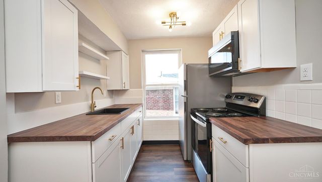 2992 W McMicken Avenue, Cincinnati, OH 45225