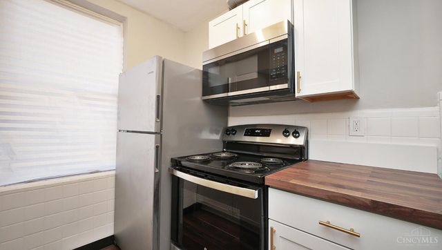 2992 W McMicken Avenue, Cincinnati, OH 45225