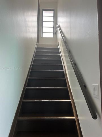 321 SW 71st Avenue 2, Miami, FL 33144
