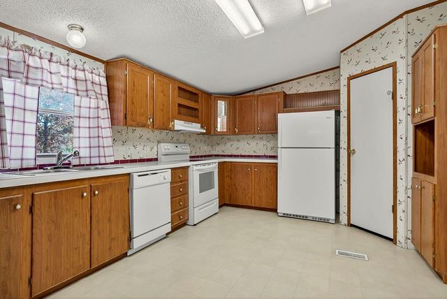 500 Moonlight Trl, Sparta, TN 38583