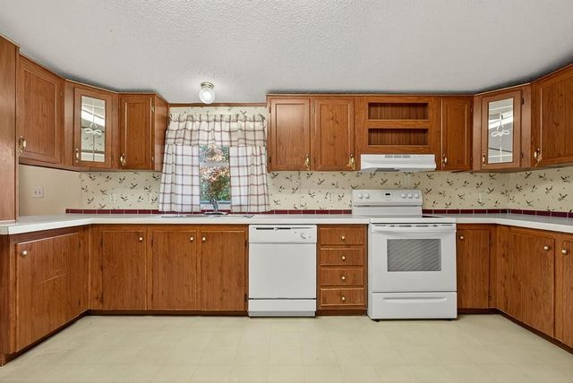 500 Moonlight Trl, Sparta, TN 38583