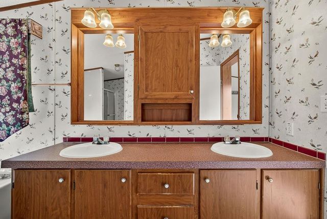 500 Moonlight Trl, Sparta, TN 38583