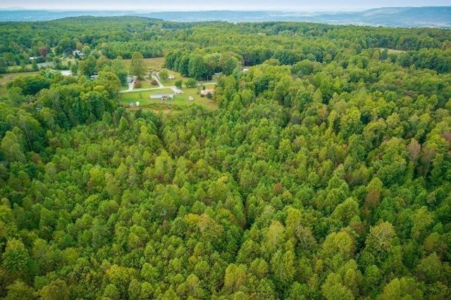 500 Moonlight Trl, Sparta, TN 38583