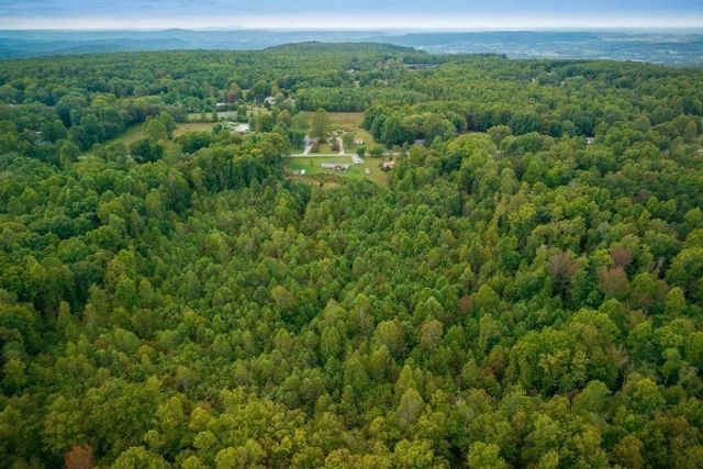 500 Moonlight Trl, Sparta, TN 38583