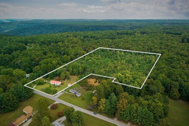 500 Moonlight Trl, Sparta, TN 38583