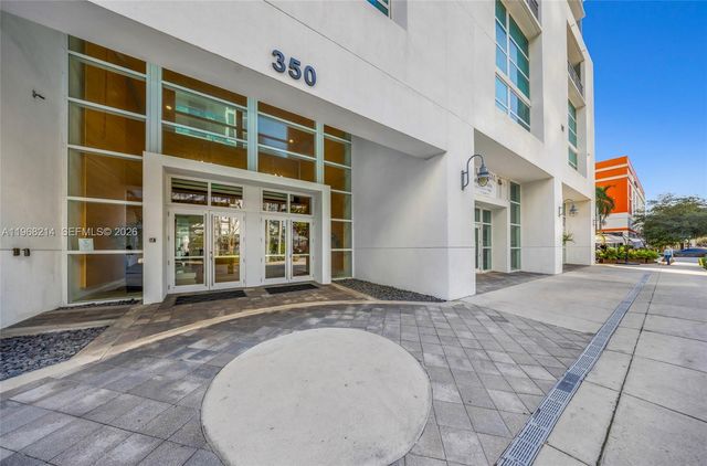 350 NE 24th St 1404, Miami, FL 33137