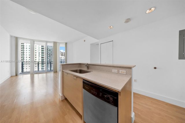 350 NE 24th St 1404, Miami, FL 33137