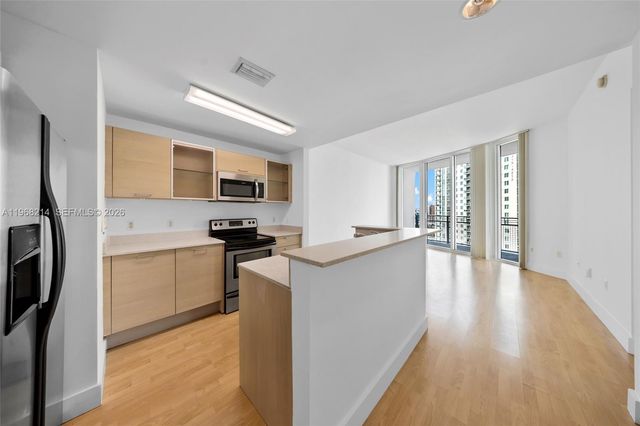 350 NE 24th St 1404, Miami, FL 33137