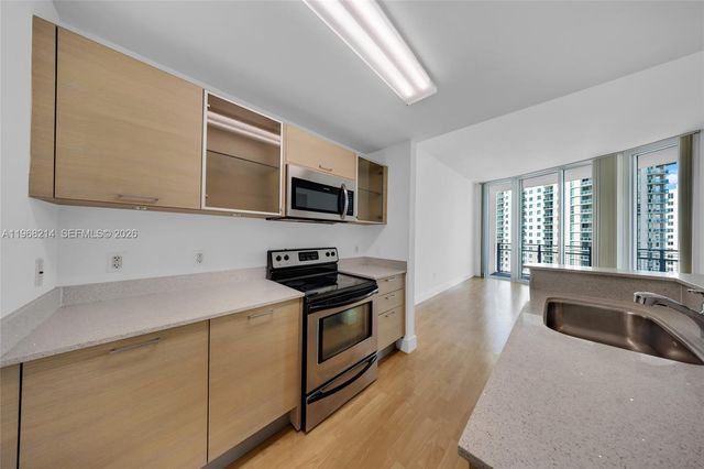 350 NE 24th St 1404, Miami, FL 33137