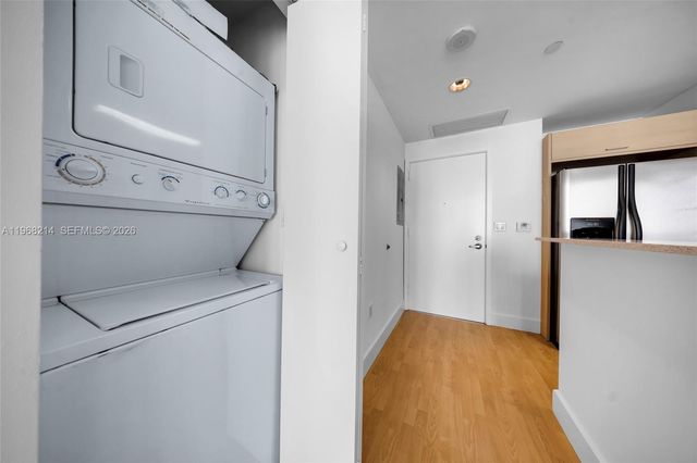 350 NE 24th St 1404, Miami, FL 33137