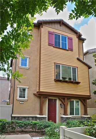 735 Banyan Way, Pomona, CA 91767