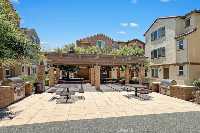 735 Banyan Way, Pomona, CA 91767